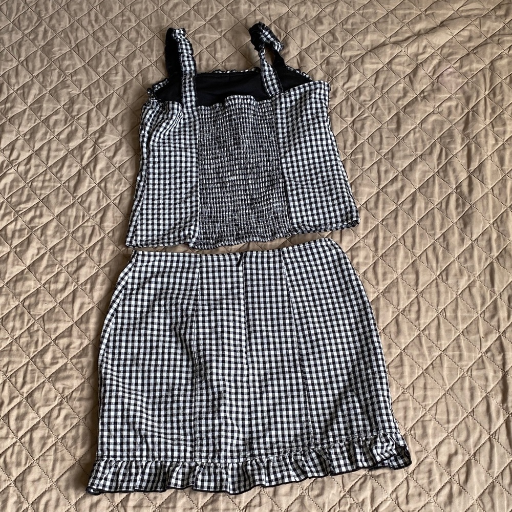 Art Class Black and White Gingham skirt and tank top set - Picture 7 of 11